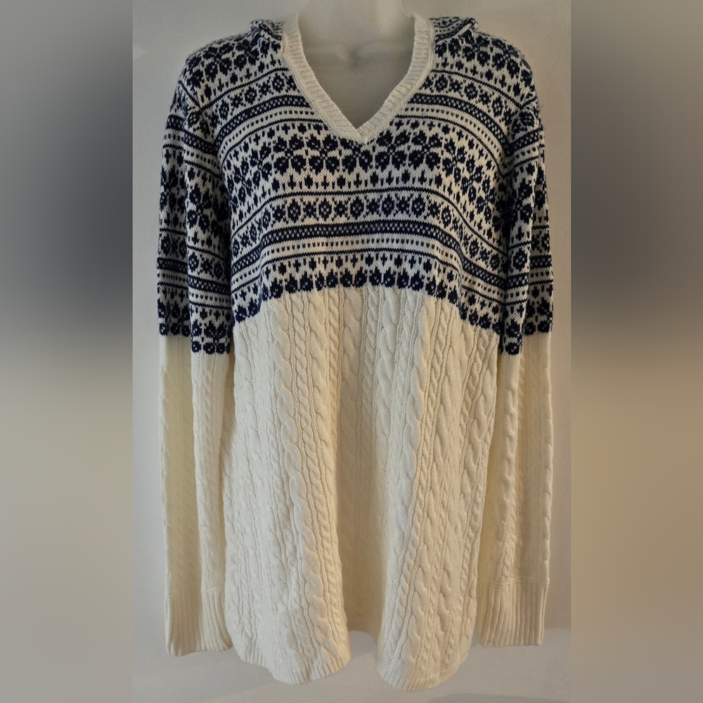 Cute Hooded Sweater Blue And White Sz Large Euc I Heart Ronson